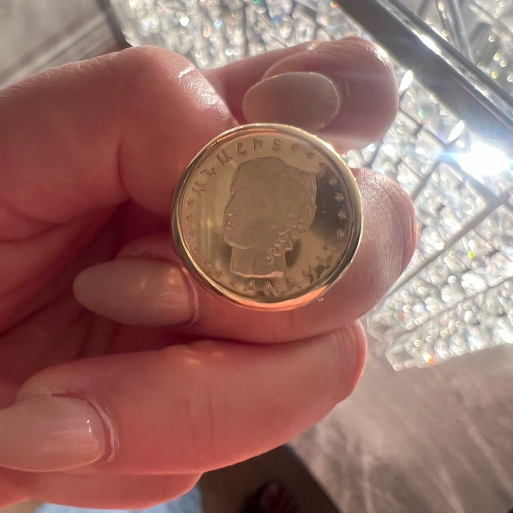 18 k Cold ring coin Armenian Anahit coin 18 k gold